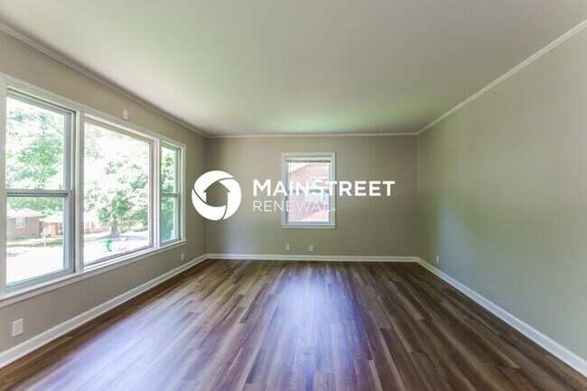 Building Photo - 3 Bedroom Pet-Friendly Home in Charlotte, ...