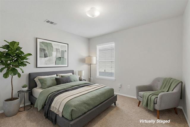 Building Photo - 10913 Dillon St