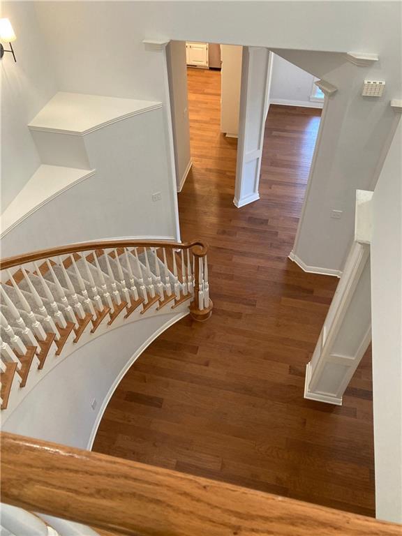 Building Photo - 420 E New Hope Rd