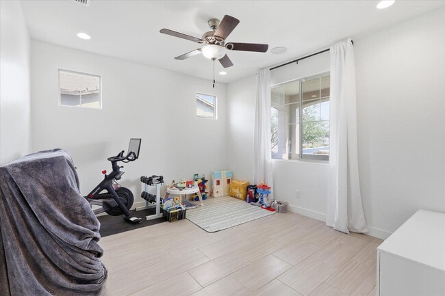 Building Photo - 23022 E Estrella Rd