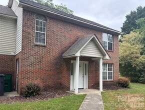 Building Photo - 1000 Mt Holly-Huntersville Rd