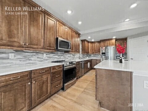 Building Photo - 939 Melting Snow Way