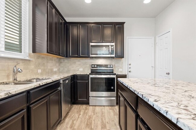 Building Photo - 10402 Abana Way