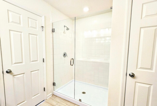 Building Photo - 11172 Stapleton Dr