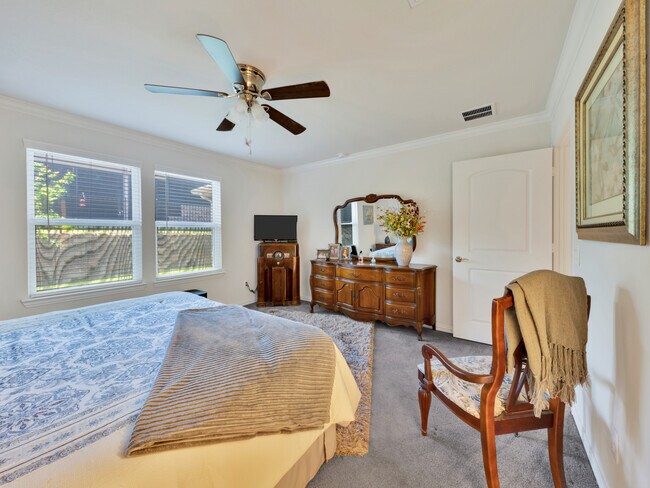 Building Photo - 1264 Revolution Dr