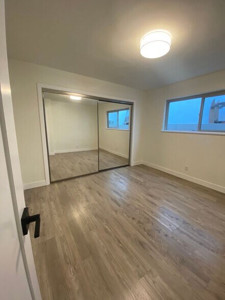 Building Photo - 40 30th Ave