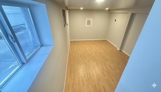 Building Photo - 172 W 24th St