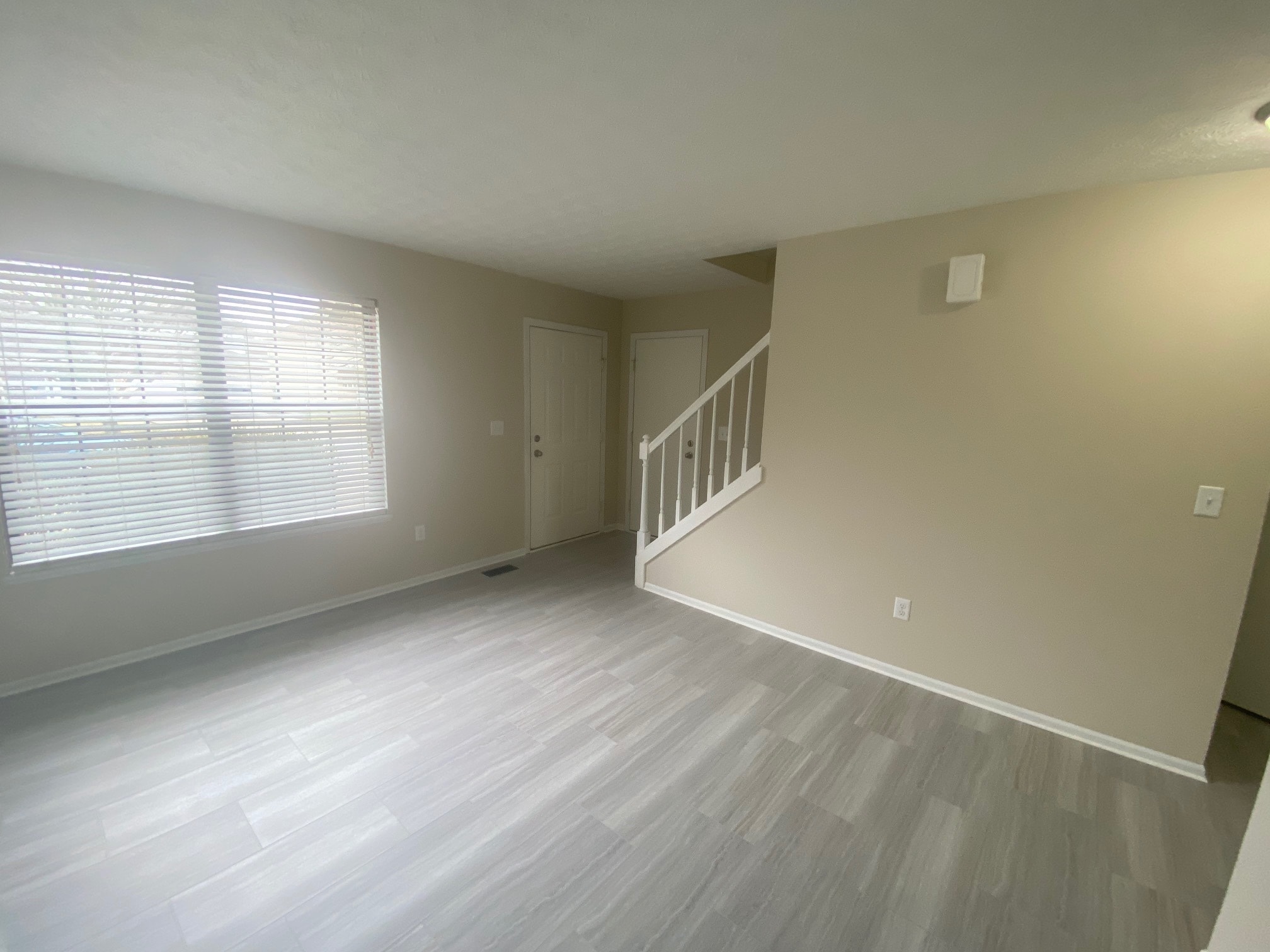 Building Photo - 5982 Little Brook Way