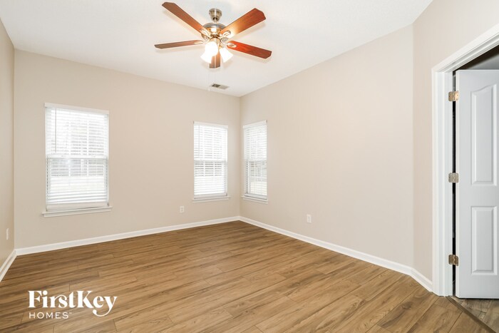 Building Photo - 13333 Woodland Farm Dr