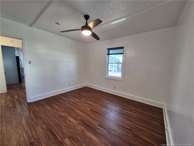 Building Photo - 113 N Wright St