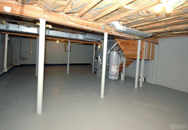 Building Photo - 1 Orchid Ct