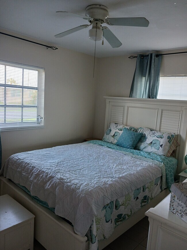 Building Photo - 21067 Meehan Ave