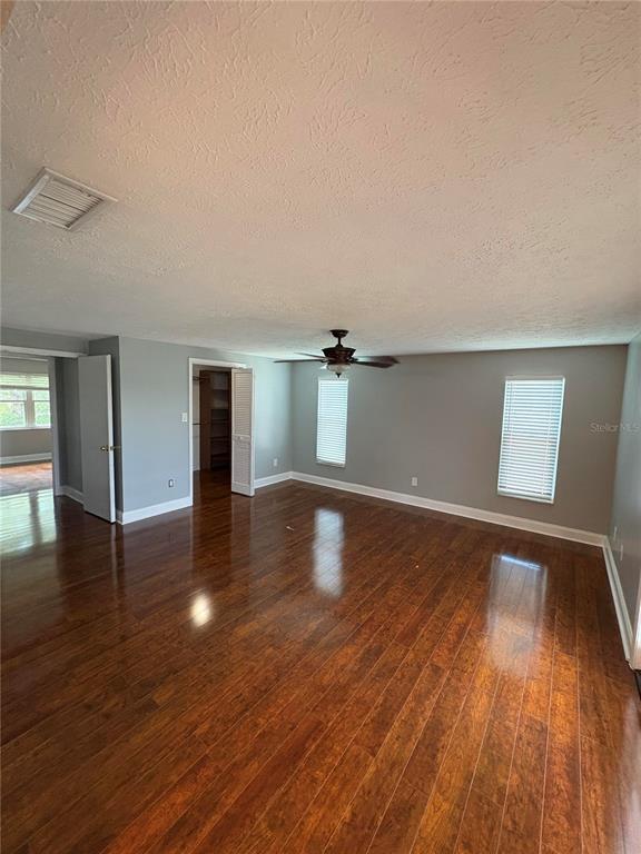 Building Photo - 3904 Sweetleaf Dr