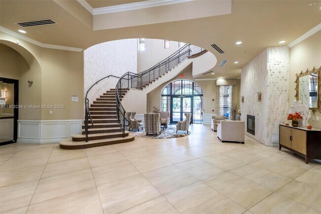 Building Photo - 9583 Town Parc Cir N