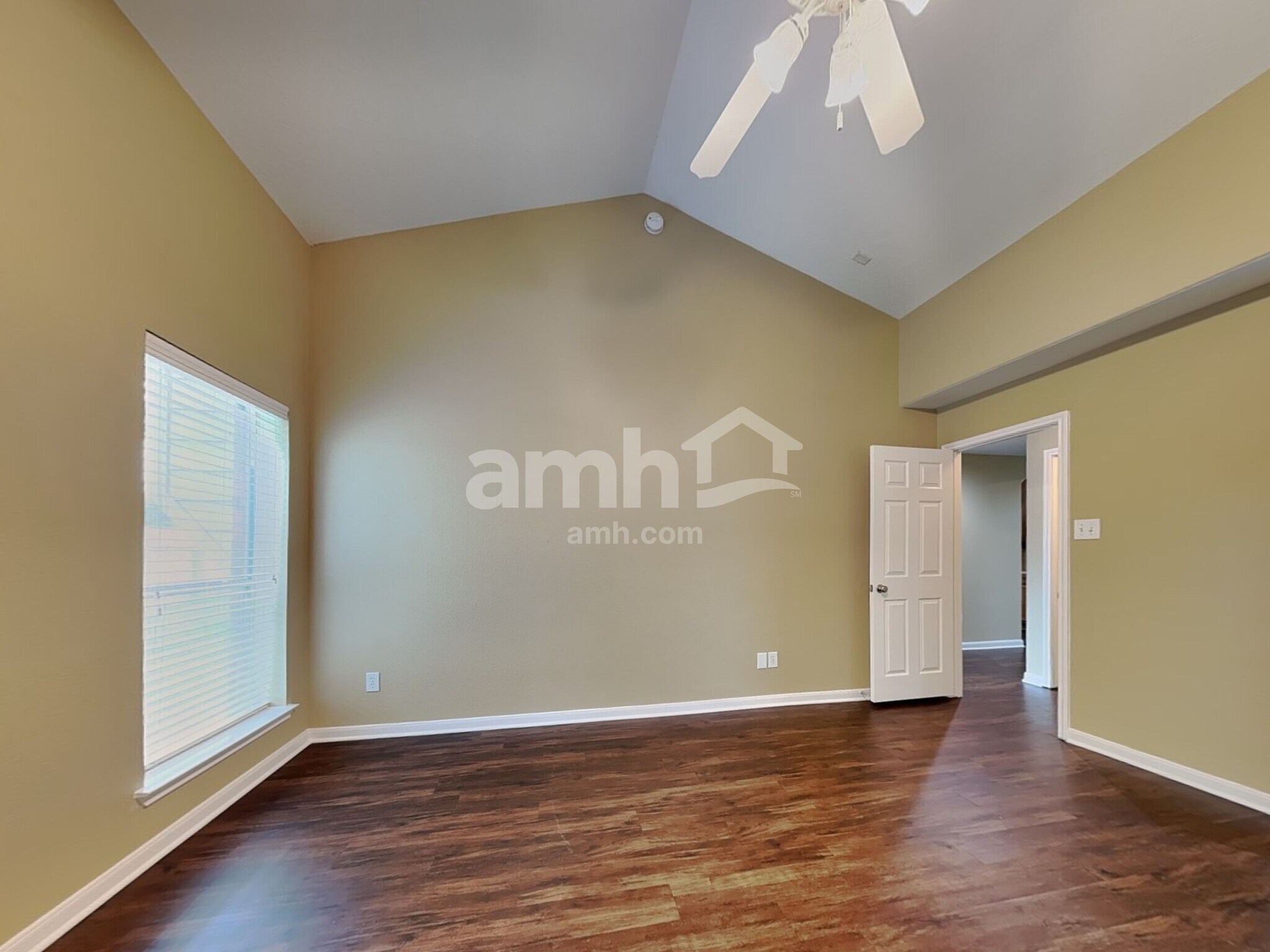 Building Photo - 22927 Lily Creek Dr