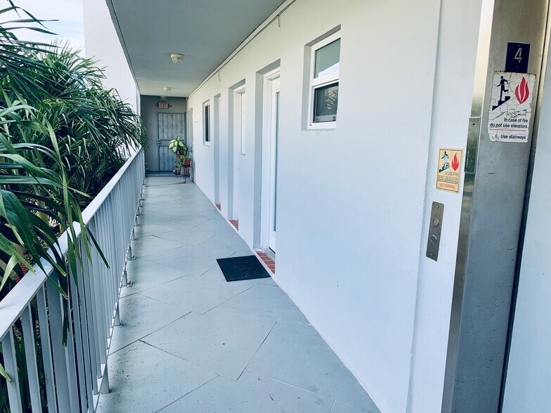 Building Photo - 528 Meridian Ave