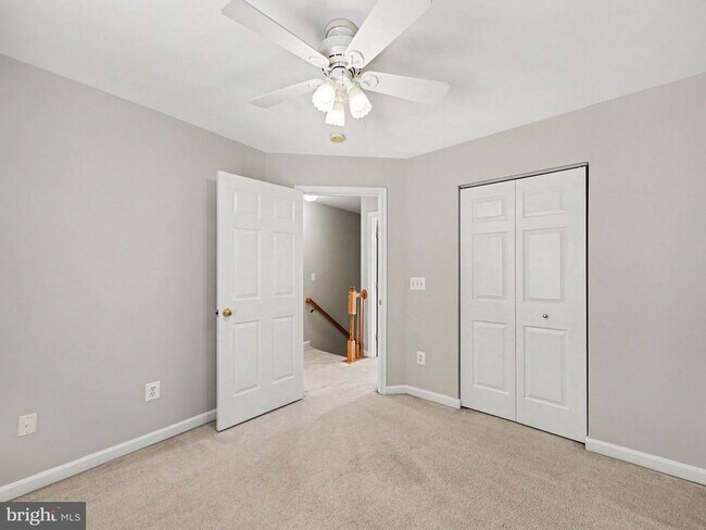 Building Photo - 5641 Eppes Island Pl