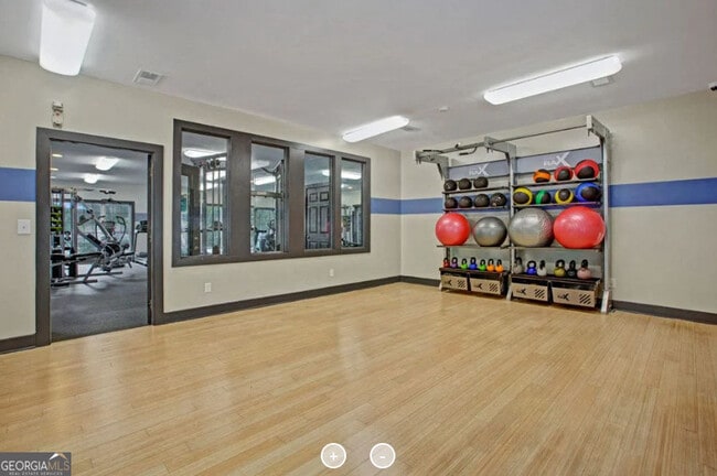 Building Photo - 7150 Peachtree Dunwoody Rd NE