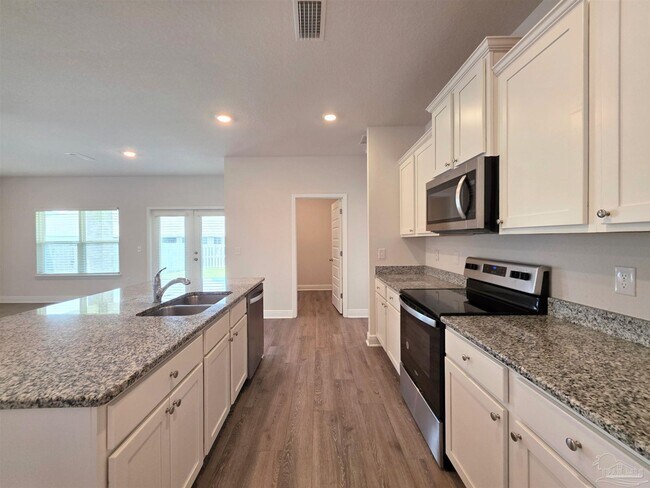 Building Photo - 7757 Burnside Lp