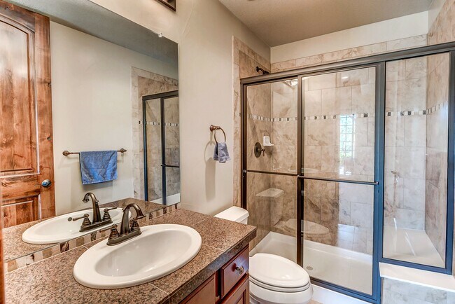 Building Photo - 7812 Vallagio Ln