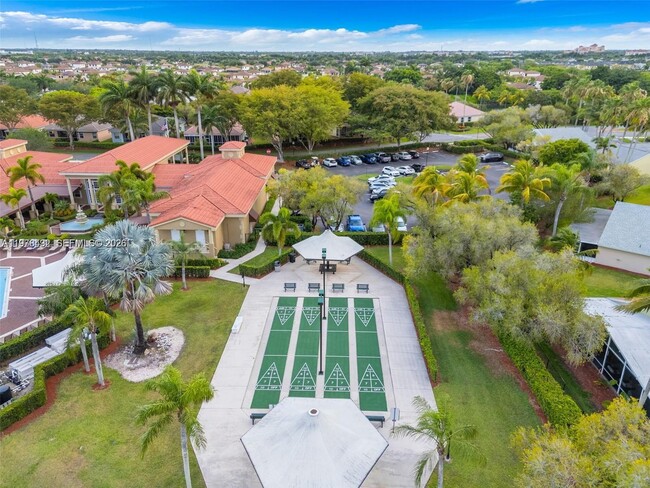 Building Photo - 2020 SE 5th Pl