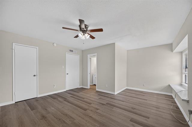 Building Photo - 517 Willow Oak Dr