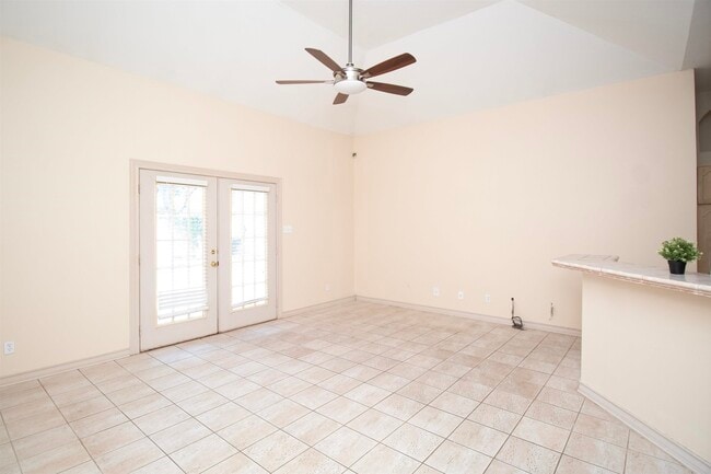 Building Photo - 3003 Edgefield Ct