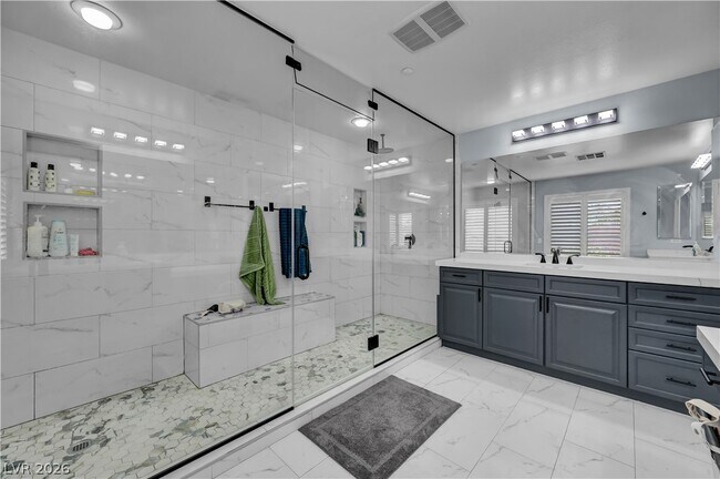 Building Photo - 1289 Vietti St
