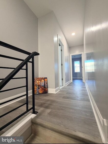 Building Photo - 3841 N Sydenham St