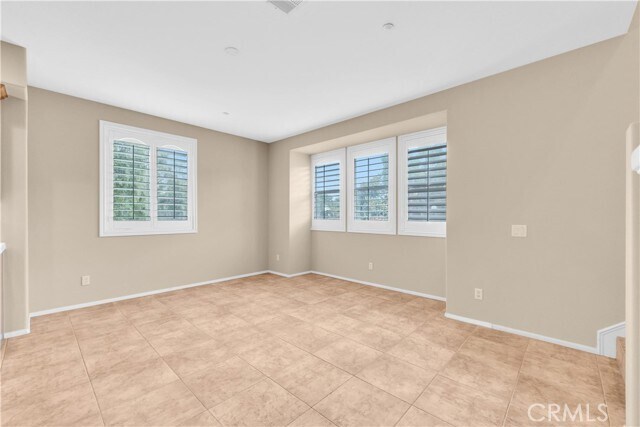 Building Photo - 284 Tustin Field Dr