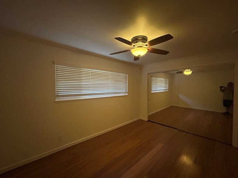 Building Photo - 1916 Felice Dr