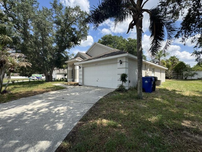 Building Photo - 2347 Blake Way