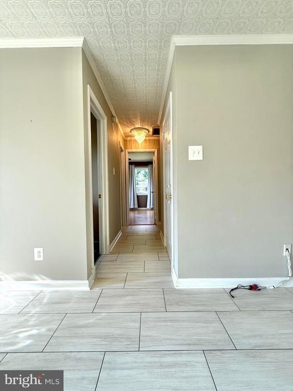 Building Photo - 5413 Ives Pl