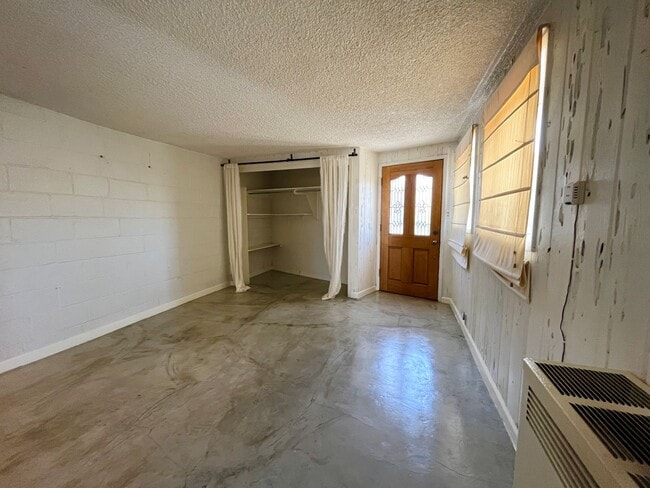 Building Photo - Excellent two Story Spanish style home loc...