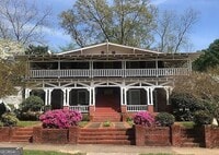 Building Photo - 319 College St