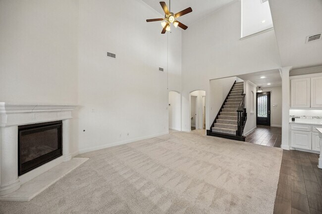 Building Photo - 15920 Gladewater Terrace