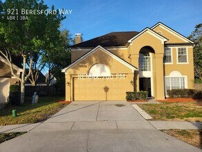 Building Photo - 921 Beresford Way
