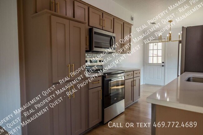 Building Photo - 1224 Mockingbird Ln