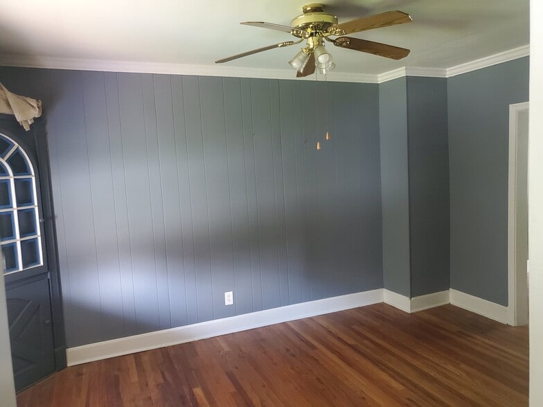 Building Photo - 3117 Leighton Ave