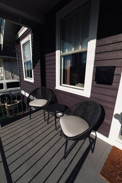 Building Photo - 3508 Tarpis Ave