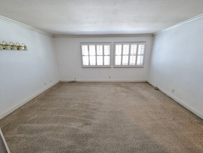 Building Photo - 162 Casuda Canyon Dr