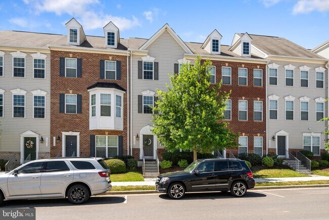 Building Photo - 10607 Meridian Hill Way