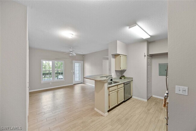 Building Photo - 23500 Walden Center Dr