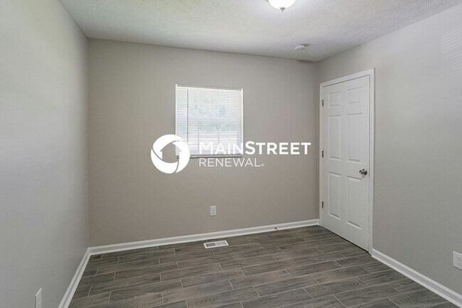 Building Photo - 3 Bedroom Pet-Friendly Home in Fairburn, G...