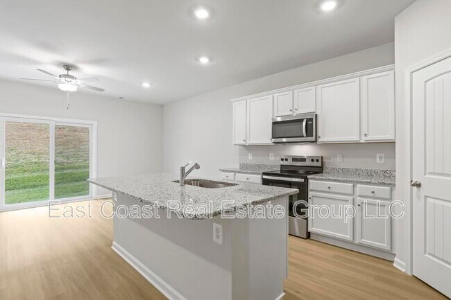 Building Photo - 53 Cranston Ct