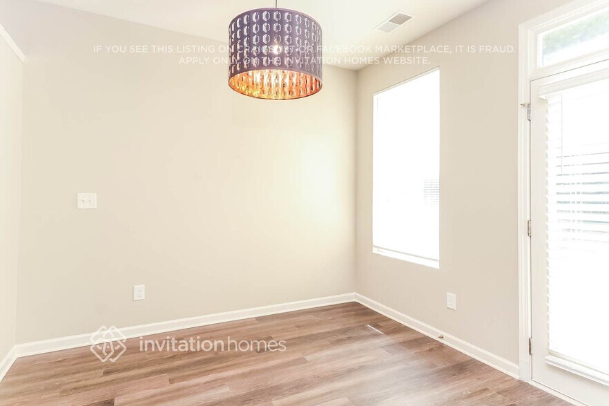 Building Photo - 15511 Baltinglass Ct