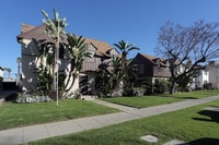 Building Photo - 232-6 S. Harvard Blvd