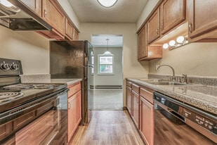 Building Photo - Toll House Apartments