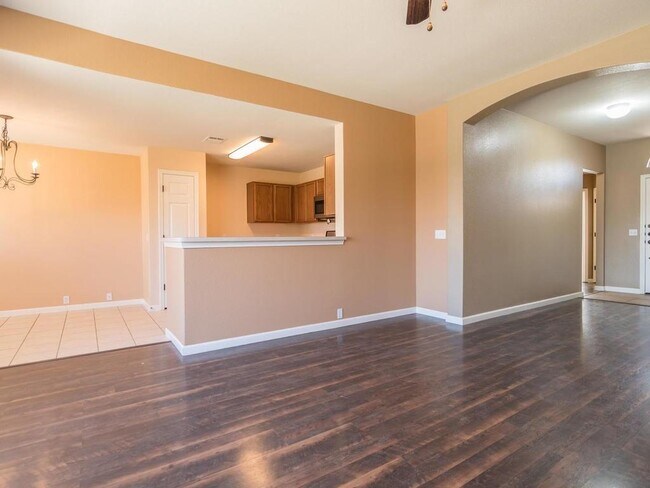 Building Photo - 745 Rusk Rd