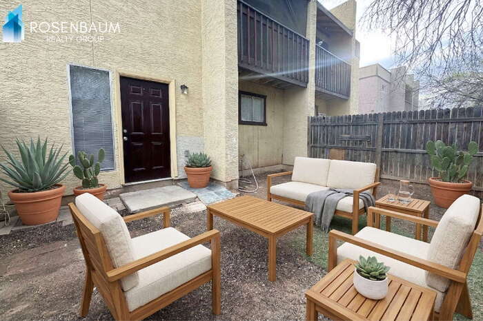 Building Photo - 1741 E Pepper Cir